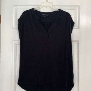 Sleeveless Black Cable and Gauge Top